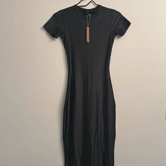 Skims Shine Maxi Dress New With Tags - Picture 4 of 5